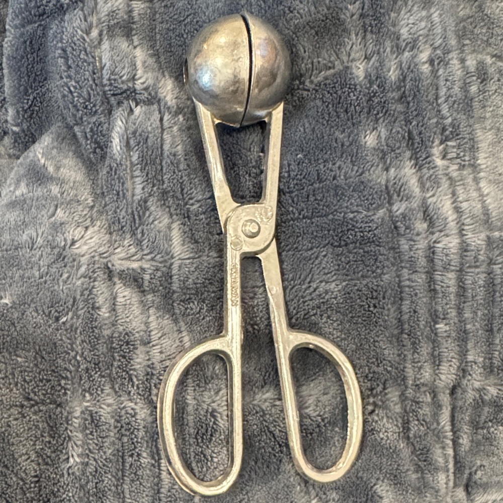 Vintage Aluminum Meatball/Melon Scoop